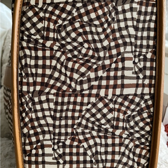 MCM Medium Reversible Tote in Cognac color - Picture 4 of 9